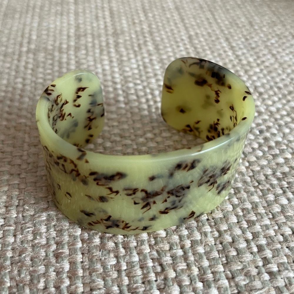Olive and brown “tortoise” Italian acetate cuff bracelet